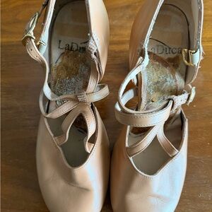 Elizabeth Laduca 3inch